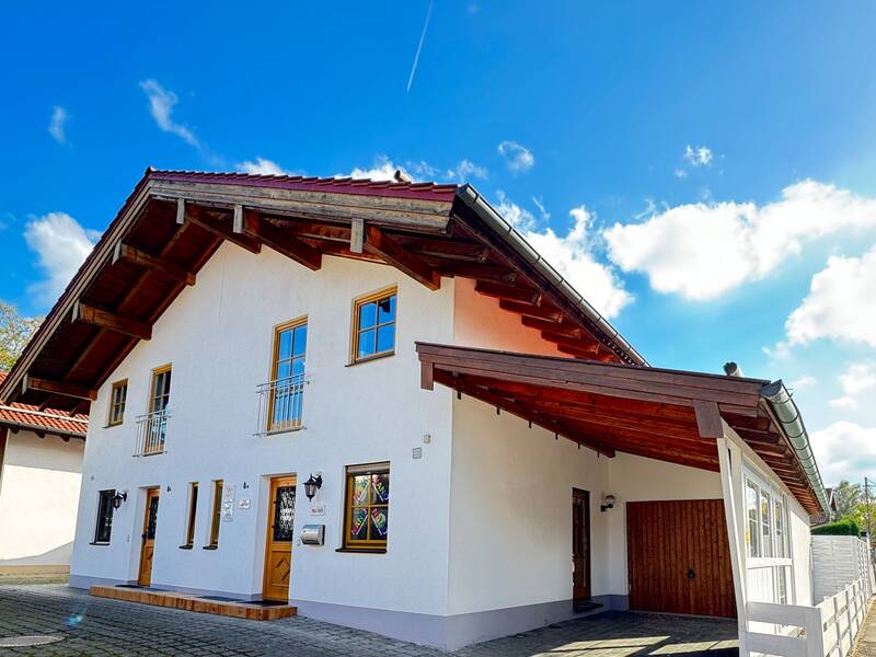 Außenansicht des Hauses der Kinderkrippe Nano in Bad Aibling.