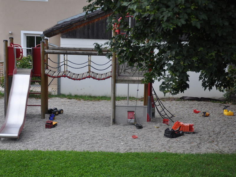 Spielplatz Spielgeräte Hafnerstraße Ellmosener Wies