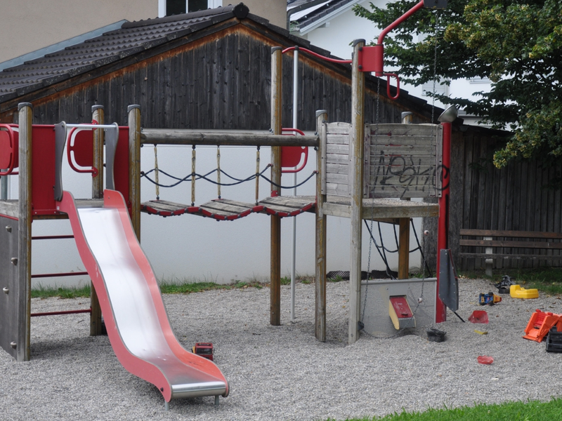 Spielplatz Spielgeräte Hafnerstraße Ellmosener Wies