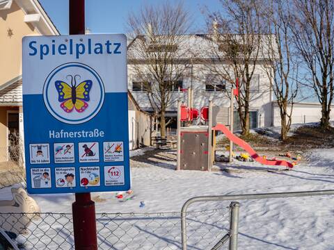 Spielplatz Spielgeräte Hafnerstraße Ellmosener Wies