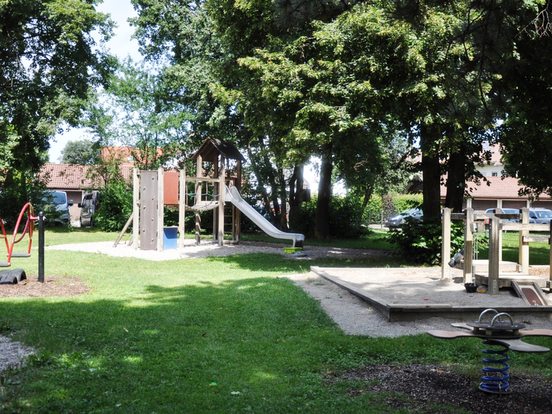 Spielplatz Spielgeräte Marienbaderstraße Bad Aibling