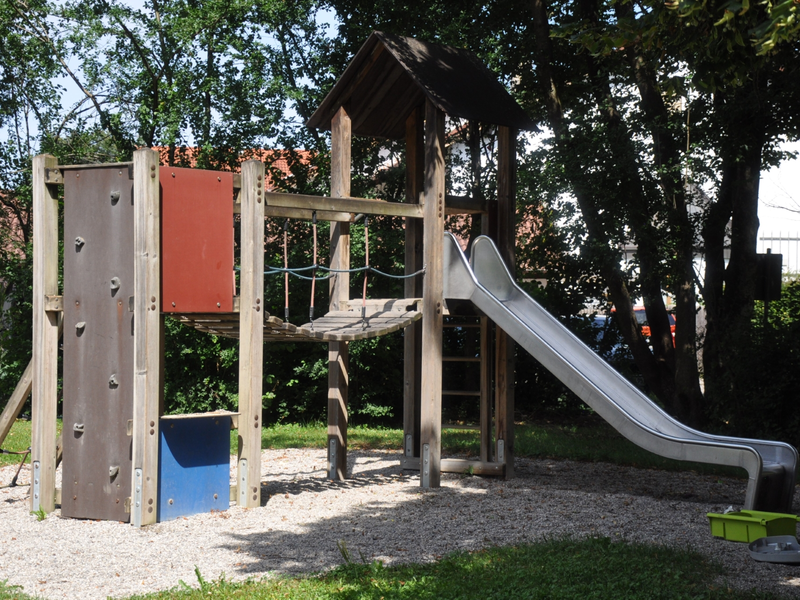 Spielplatz Spielgeräte Marienbaderstraße Bad Aibling