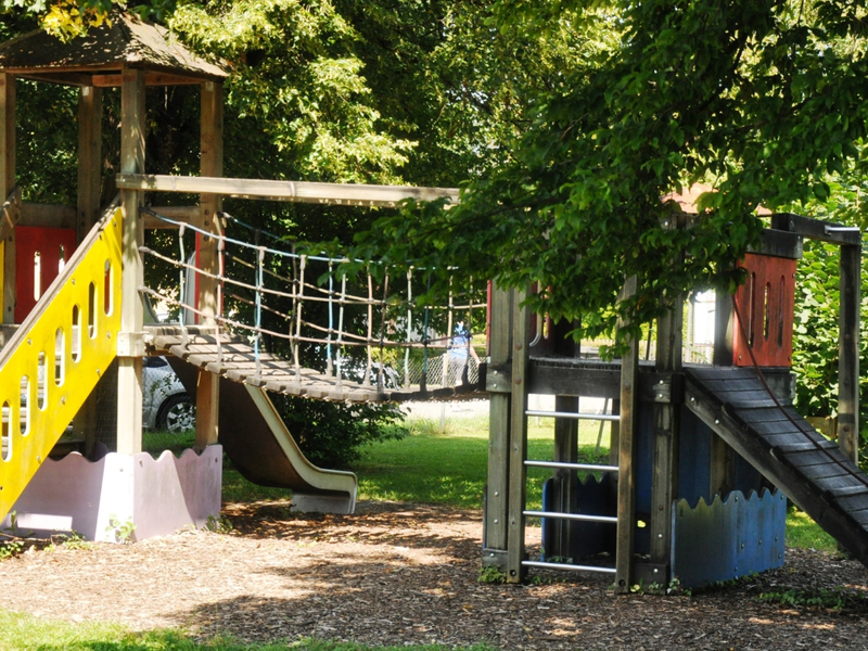 Spielgeräte Spielplatz Soinstraße Bad Aibling