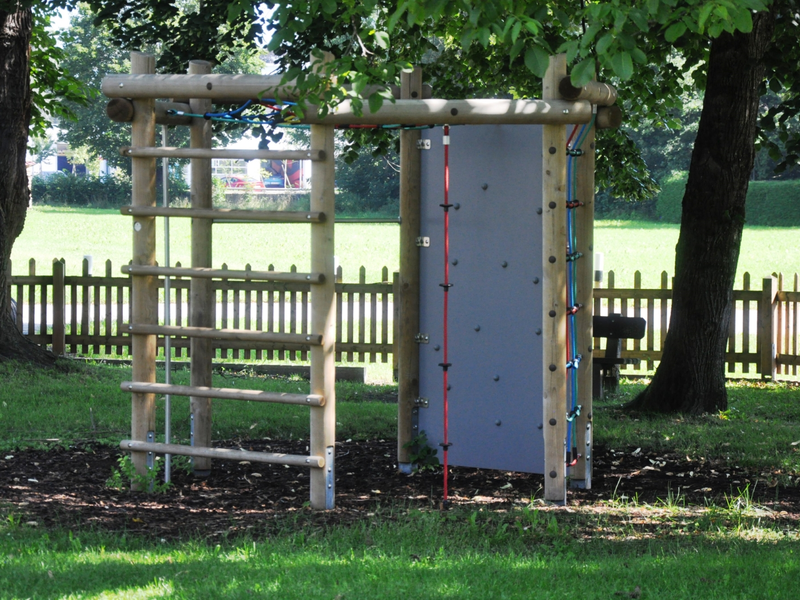 Spielgeräte Spielplatz Wagnerstraße in Willing