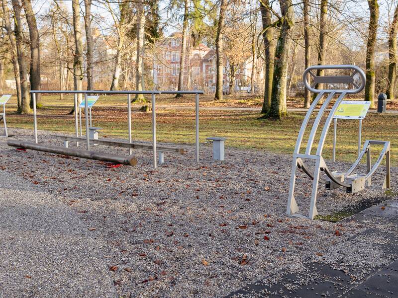 Outdoor Fitness, Fitnessgeräte im Kurpark Bad Aibling